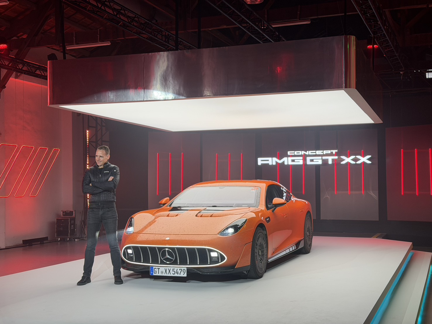 《CONCEPT AMG GT XX|性能新次元》限時展