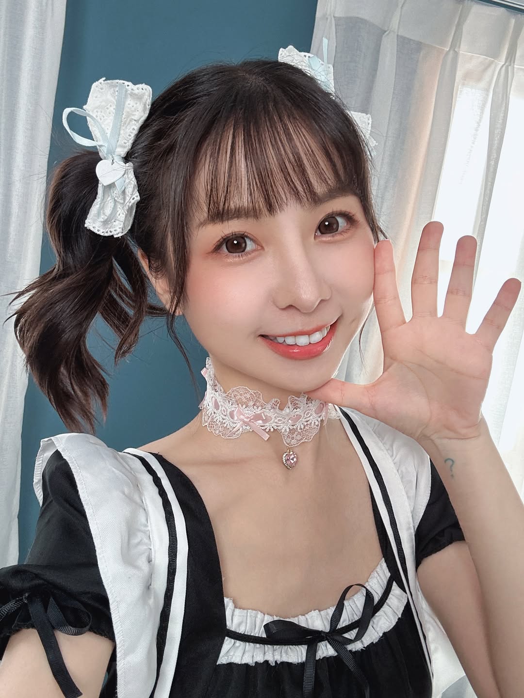 台灣女優 Tiny（胎尼）終於順利二度進軍日本 AV 界，全新作品《世界的美少女》也在去年 4 月發行後，迅速攻佔成人平台 FANZA 排行榜第三，成績表現亮眼。