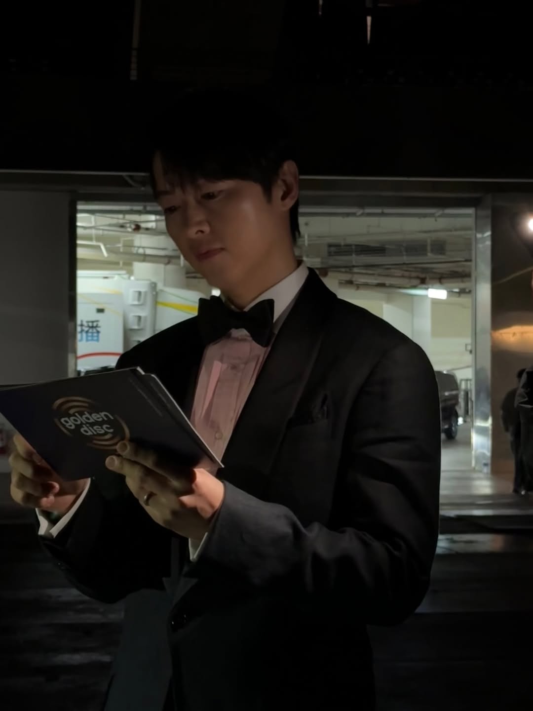 韓國戲劇男神宋仲基受邀擔任第 40 屆金唱片大獎(Golden Disc Awards)頒獎人