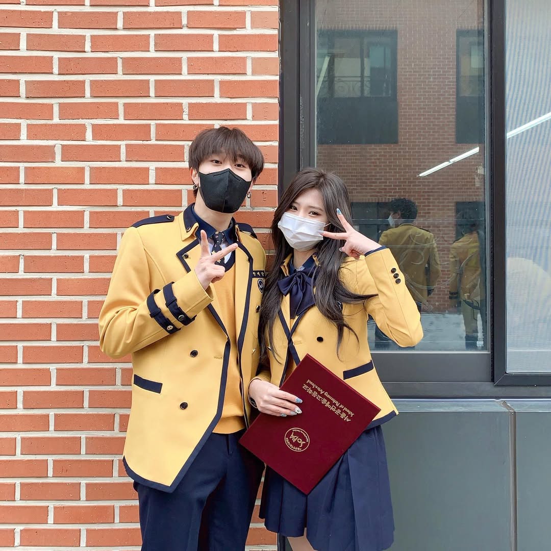 全恩菲（IG： ￼_j.eunb）畢業於首爾公演藝術高等學校實用舞蹈科