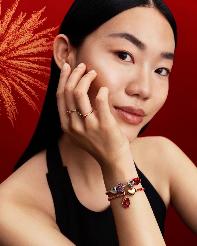 麻將、招財貓都來了! Pandora 2026 春節系列登場,優惠好禮送起來!