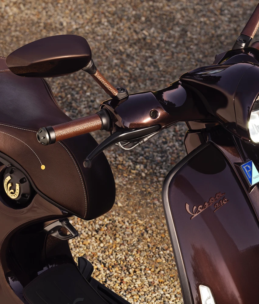 Vespa 946 馬年特仕版登場，首批到台僅限量 7 台！