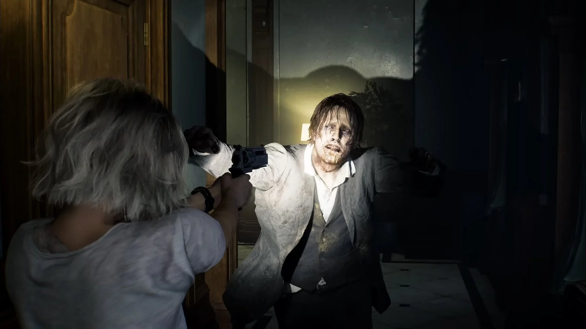 《惡靈古堡 安魂曲》中的喪屍有某種生前記憶與習性。