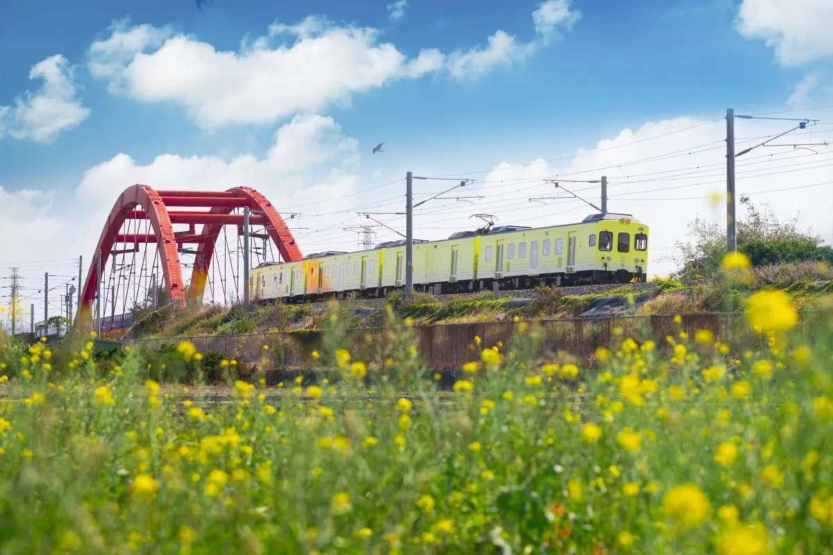 雄獅「山嵐號」推台南－彰化新路線，府城手路菜直接搬上觀光列車