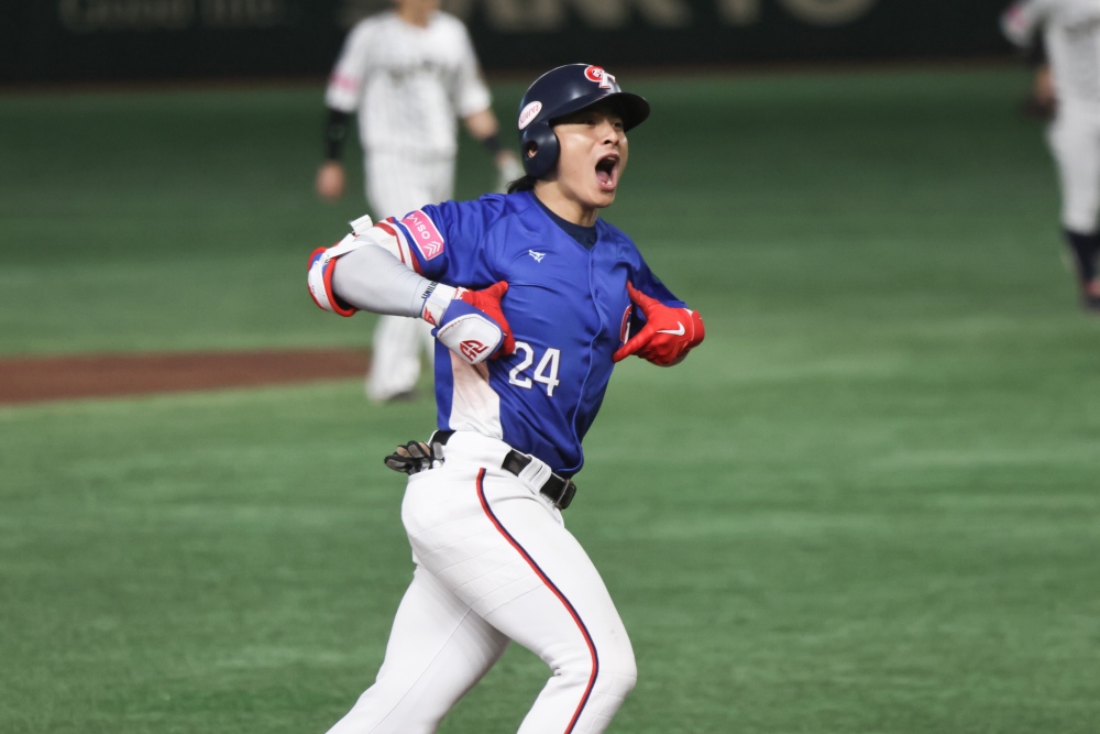 陳傑憲 12 強慶祝動作感動球迷