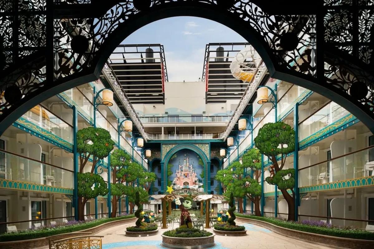 新加坡迪士尼探險號（圖片來源：Disney CRUISE LINE）