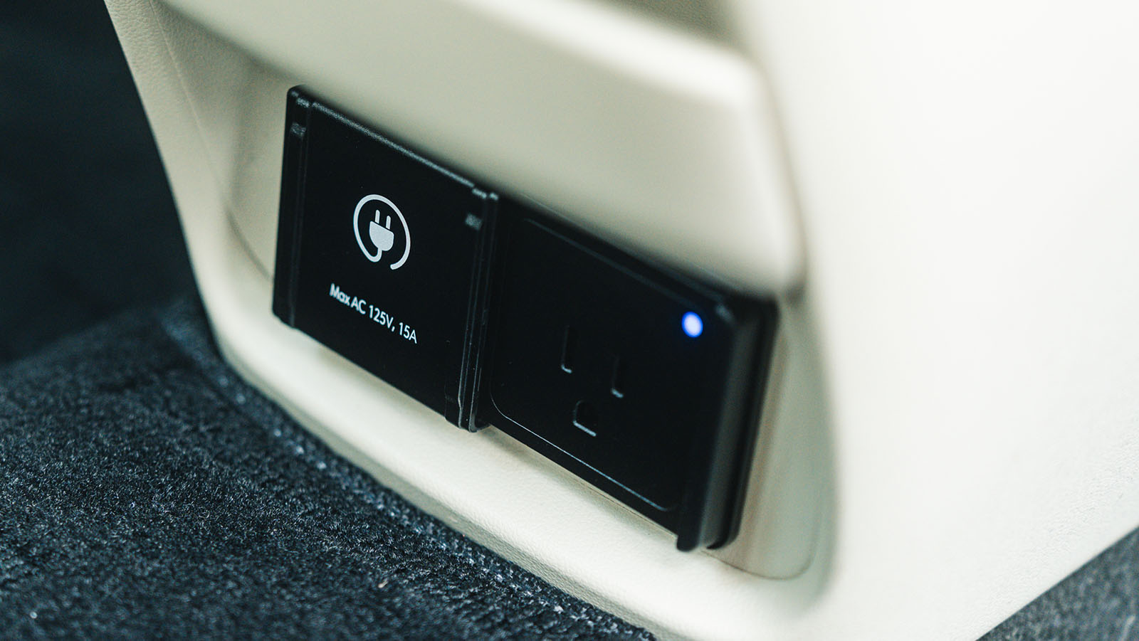 Hyundai Inster EV450-4