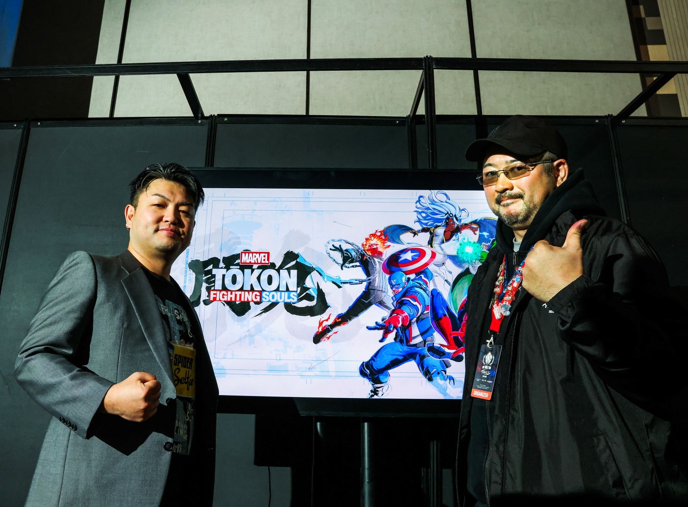 《漫威鬥魂》總監兼首席戰鬥設計師關根一利(左)、遊戲製作人山中丈嗣(右)。
