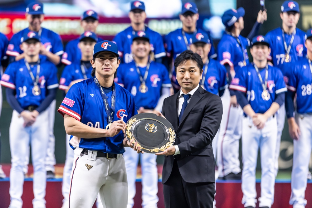 陳傑憲世界棒球 12 強奪下 MVP