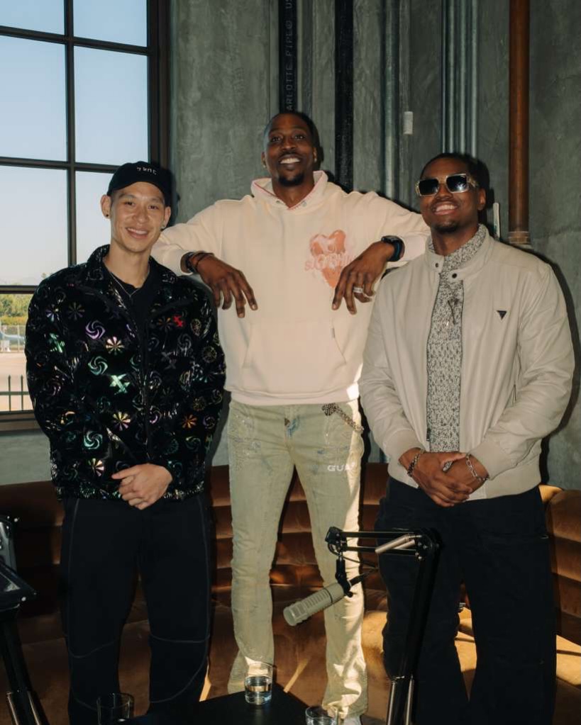 近日霍華德在個人 YouTube 節目《Above The Rim with DH 12》中，邀來同樣擁有台灣生活經驗的林書豪同台對談