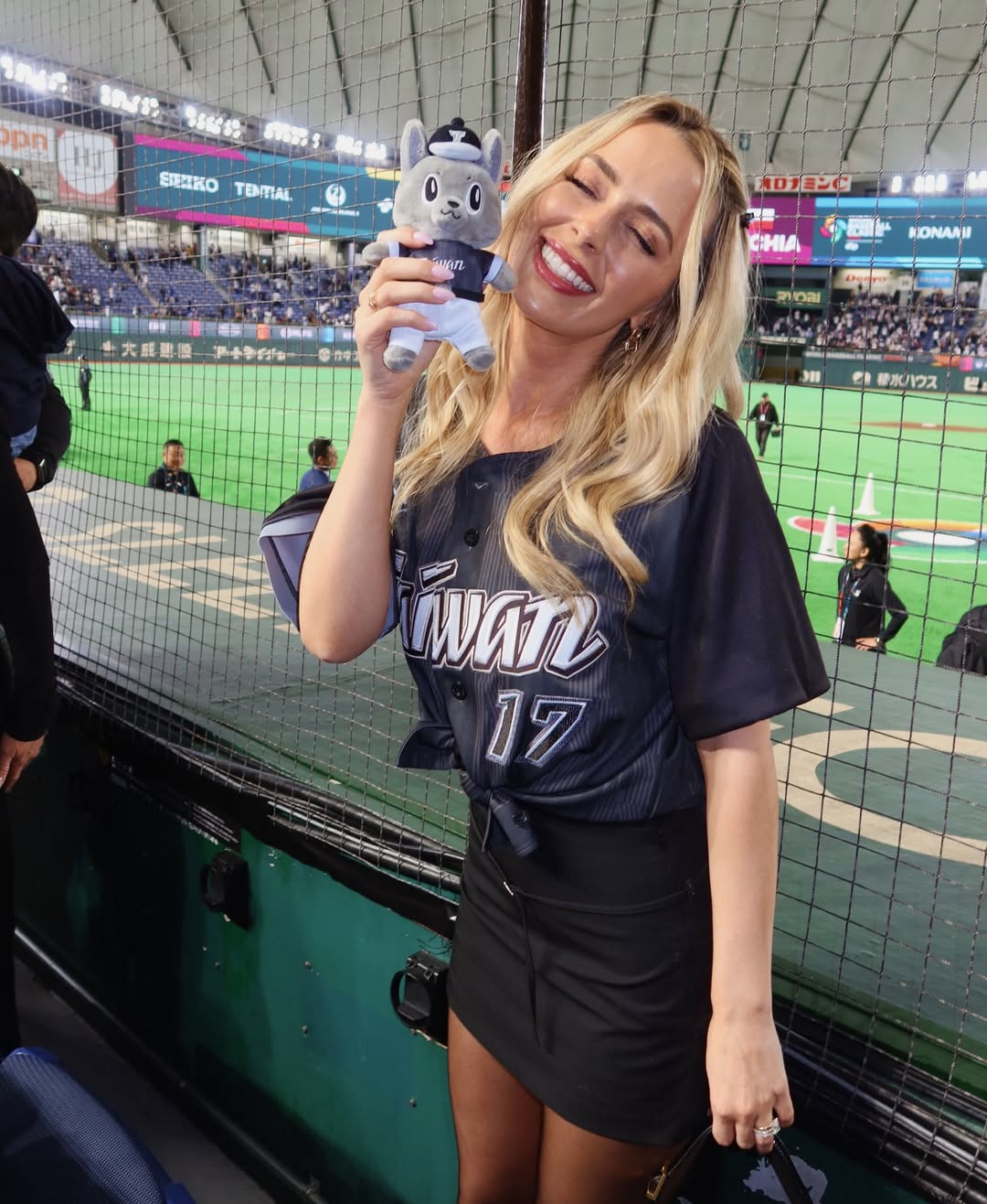 「費嫂同款」歐告爆紅！球迷笑稱像費仔