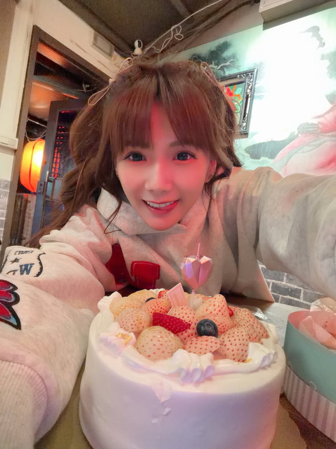 宅男女神解婕翎生日大方解鎖深 V 比基尼福利！網驚：不科學