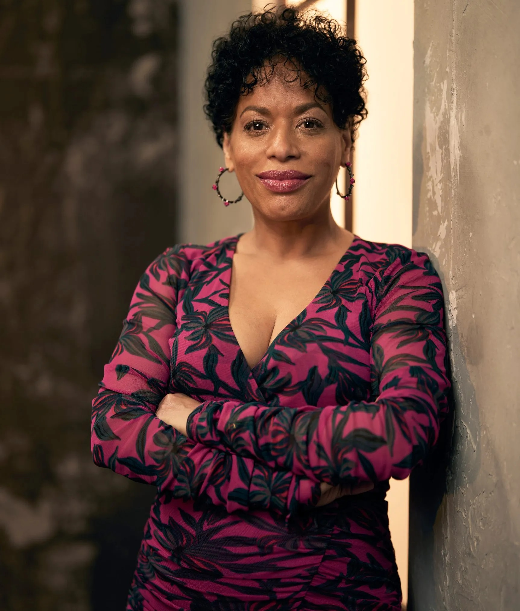 尚未確定角色－麗莎·科倫-扎亞斯（Liza Colón-Zayas）飾演。