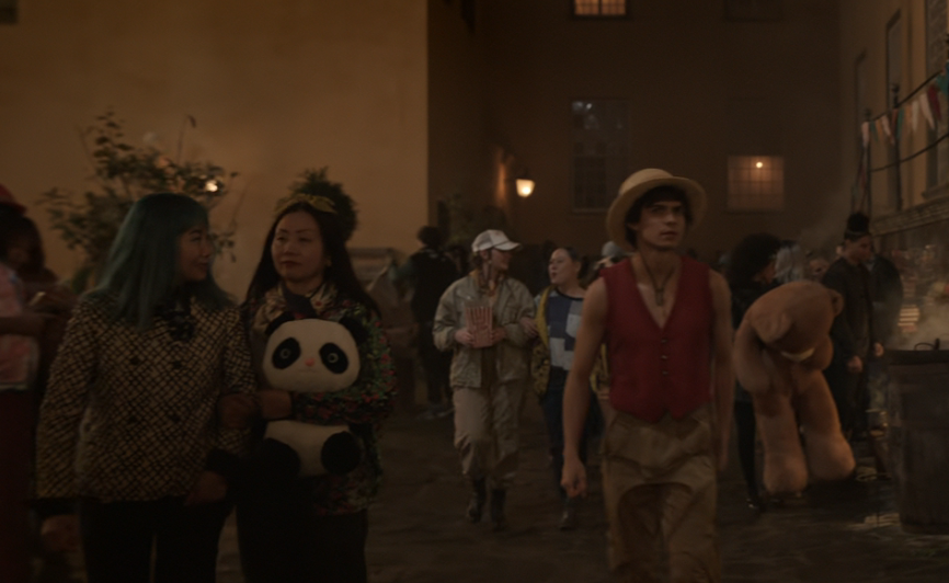 在影集中,我們也會時不時看到熊貓人的身影。