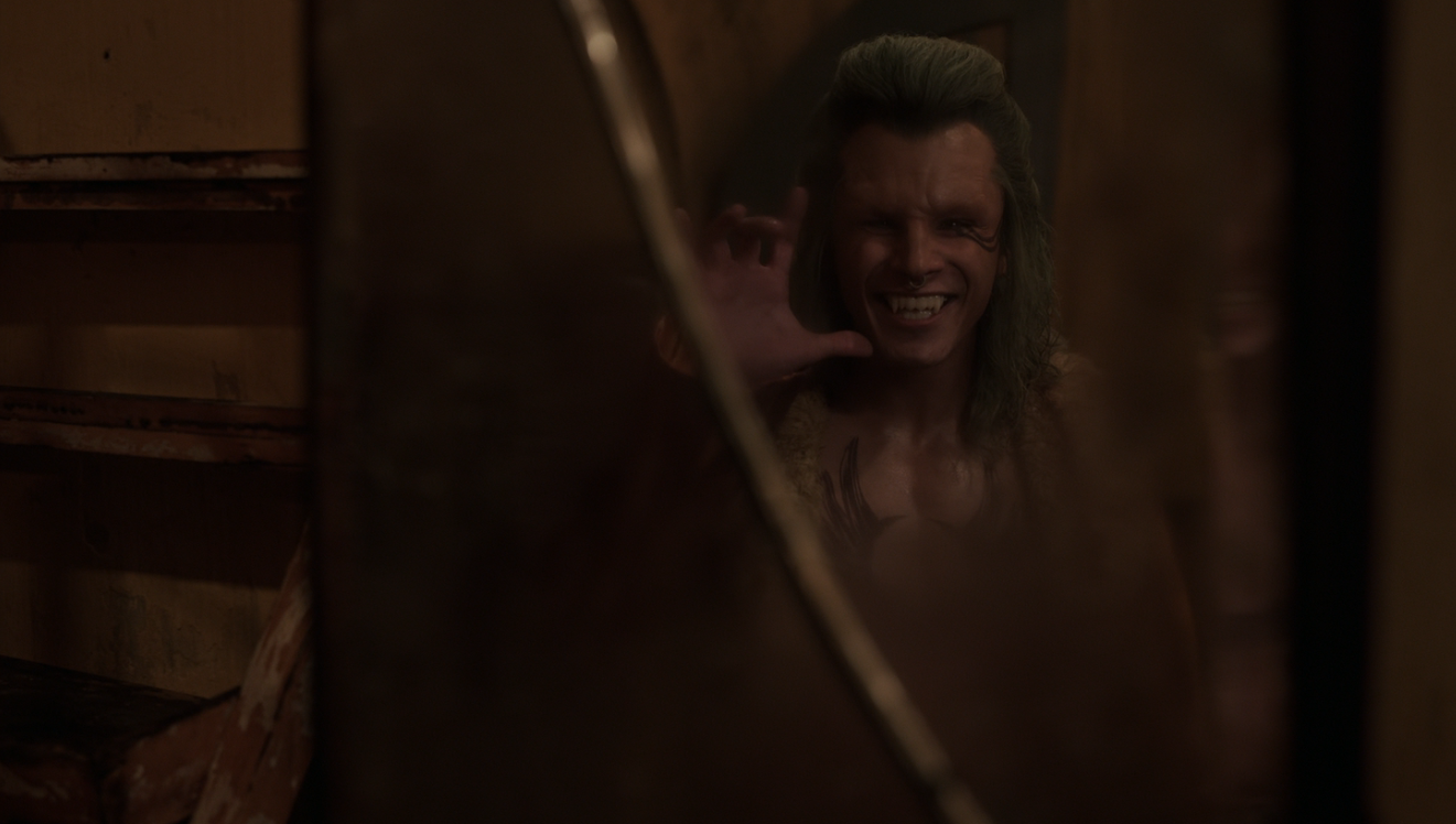 在真人版《航海王》第二季中,製作團隊讓他搶先登場,並深刻交代為何他會那麼崇拜草帽海賊團,當他最後模仿魯夫做出懸賞單的姿勢時真的蠻讓人感動的。在真人版中巴特洛馬是由納胡姆·休斯(Nahum Hughes)飾演。