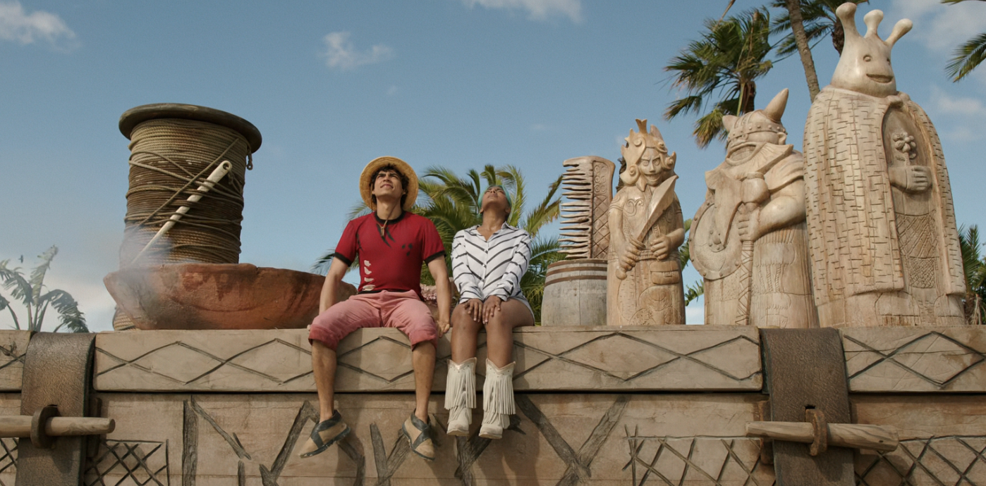 在真人版《航海王》第二季中,當魯夫與薇薇與巨兵海賊團的東利會面時,他們旁邊有三座石柱,分別是尼卡雕像、布洛基雕像及洛基雕像,不過這個洛基雕像是當初剪影版的洛基。