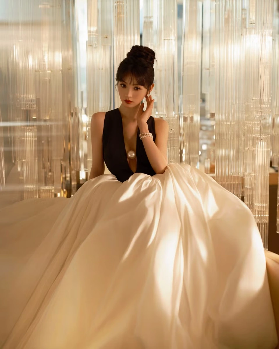 田曦薇甜美臉蛋下的 168cm 大長腿