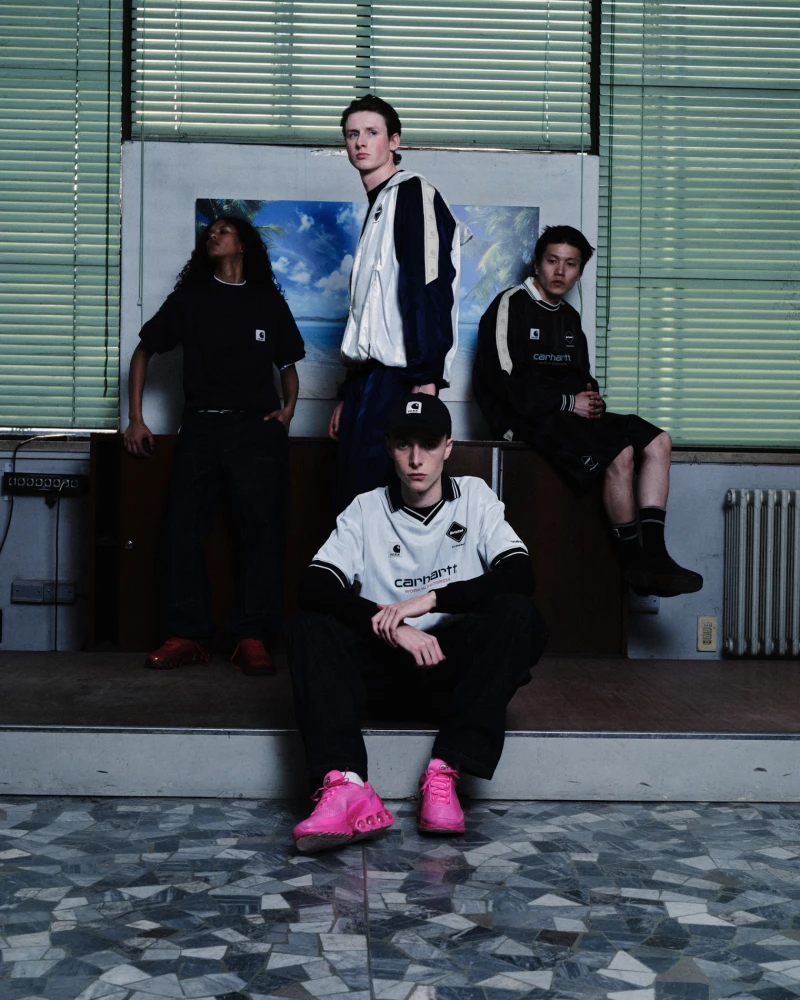 Carhartt WIP x F.C. Real Bristol 首次聯名系列登台，工裝 x 足球太燒！