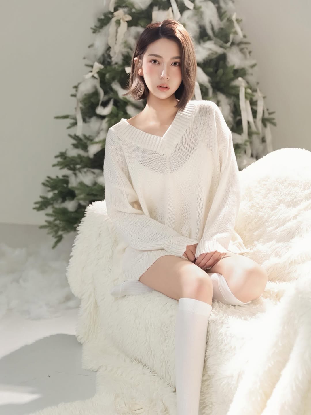 雅方千金Julia Lin