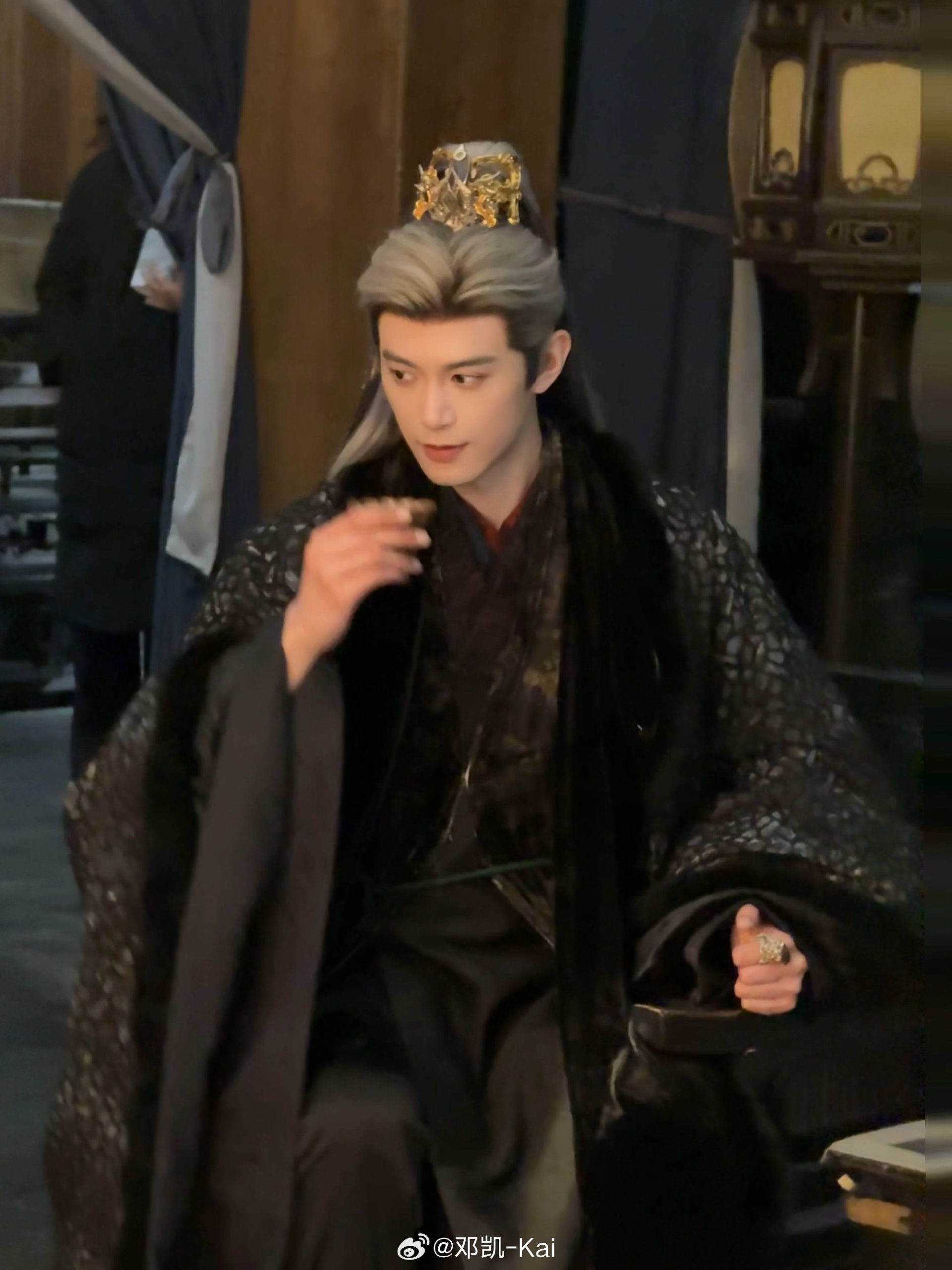 大陸男星鄧凱靠著《逐玉》爆紅。（圖：微博）