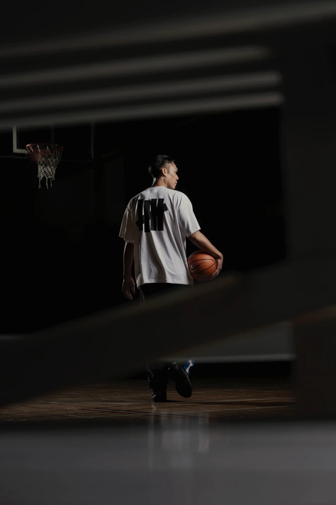 UNDEFEATED 攜手林志傑推出退役紀念系列