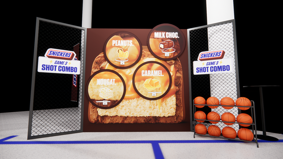 快閃現場打造全沉浸式 SNICKERS® 能量體驗空間，包括帶你沉浸感受「補滿能量、全力衝刺」運動精神的「SHOT COMBO」區