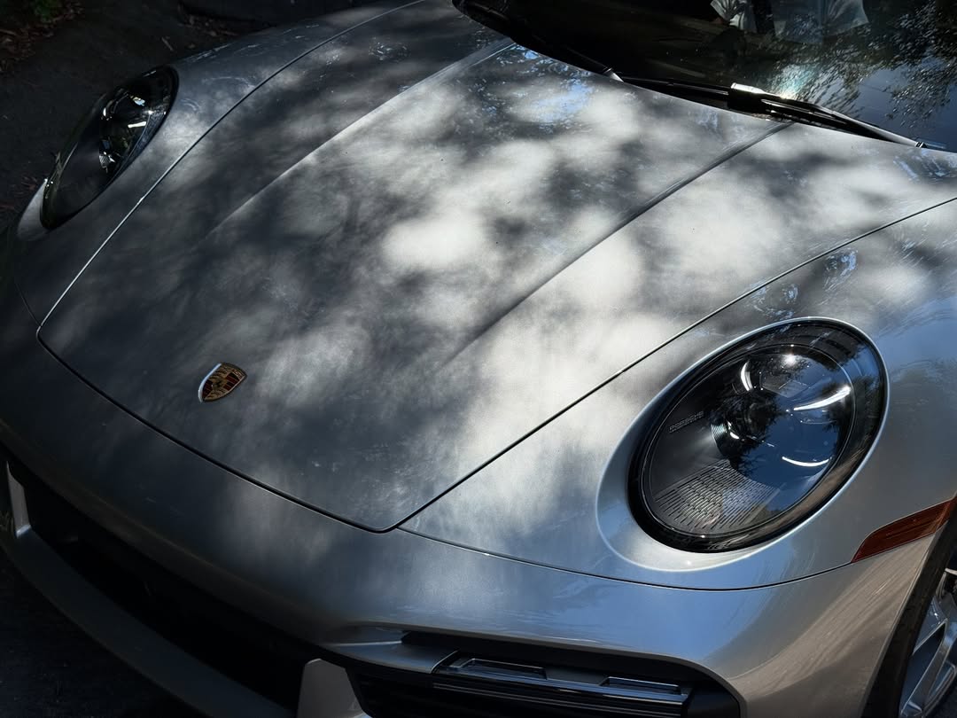 Kendall Jenner 愛車收藏:Porsche 992 Turbo S Cabriolet