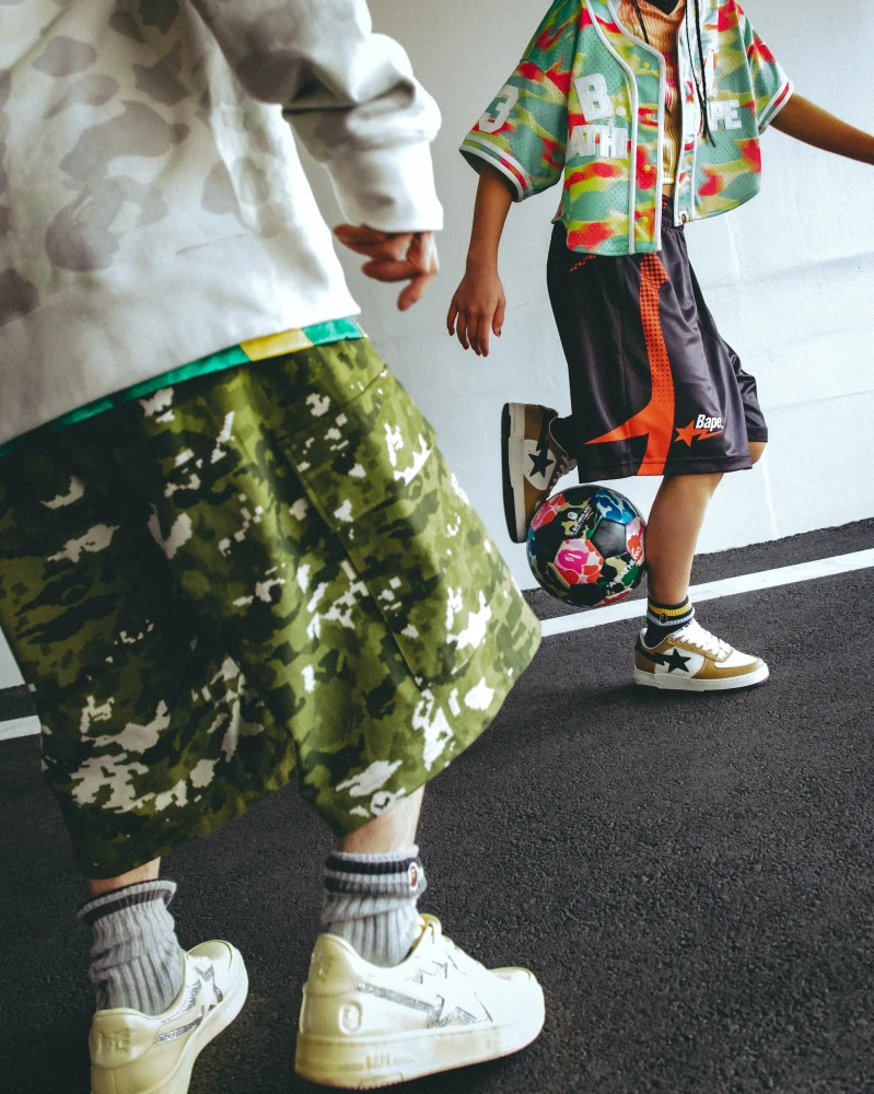 A BATHING APE® 2026 春夏系列「五月聚焦-足球熱潮」正式登台
