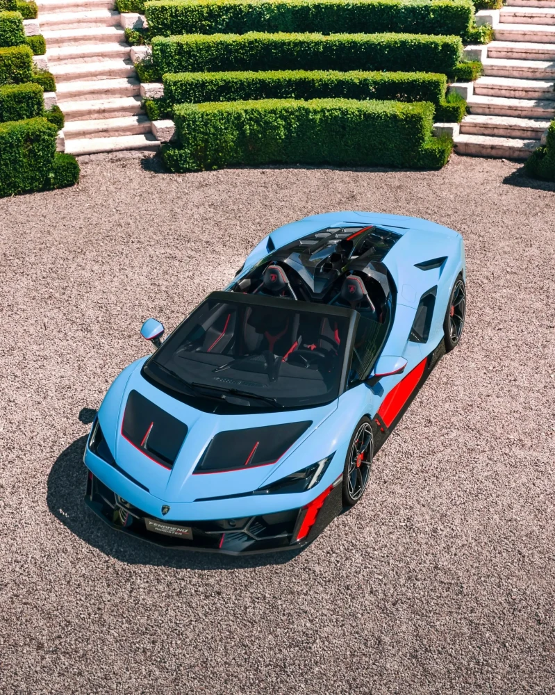 Lamborghini 最強敞篷超跑「Fenomeno Roadster」
