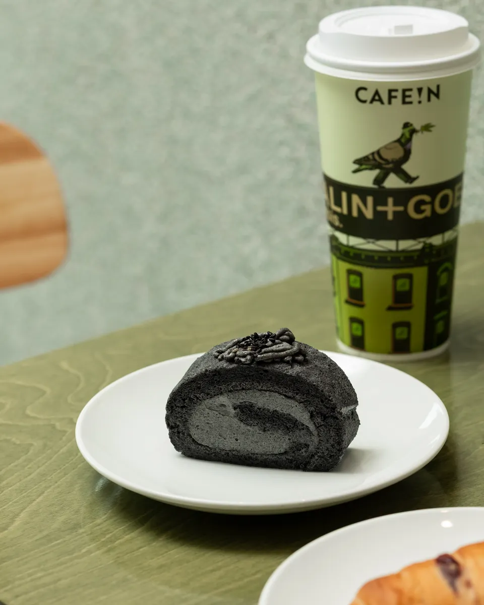 CAFE!N 攜手 MALIN+GOETZ 推「S!P THE CHILL」聯名企劃!大麻草香氛變身限定咖啡、托特包與生活選物