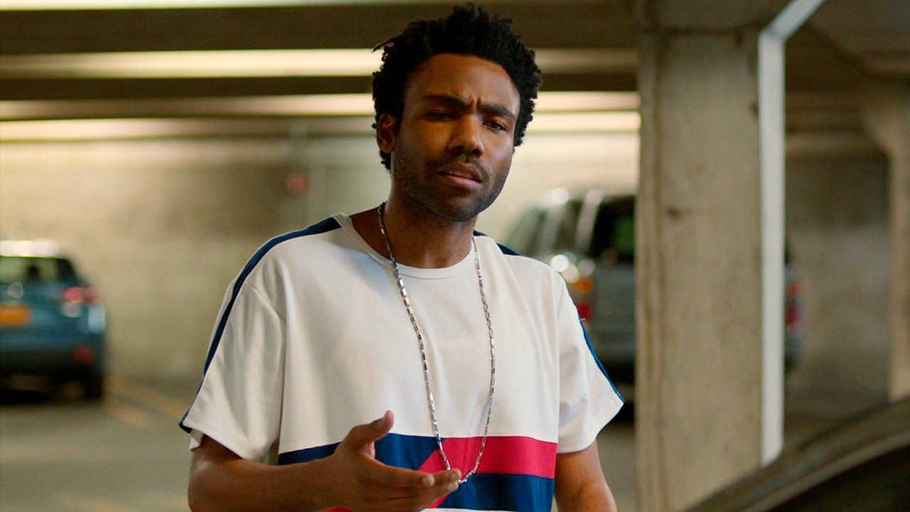 唐納·葛洛佛（Donald Glover）飾演的亞倫·戴維斯（Aaron Davis）