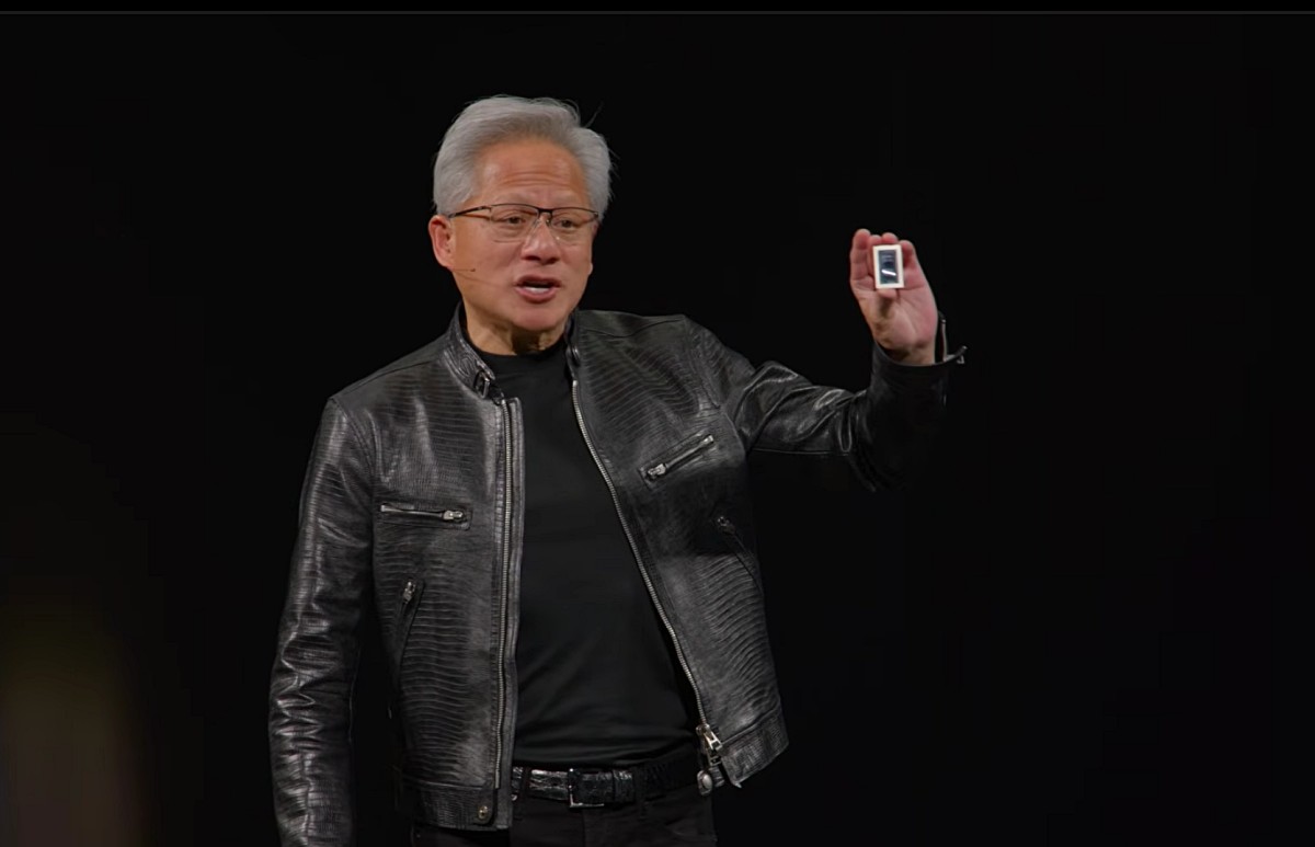 輝達執行長黃仁勳於COMPUTEX 2026 首日主題演講中正式發表全新 AI PC 平台 RTX Spark(N1X)