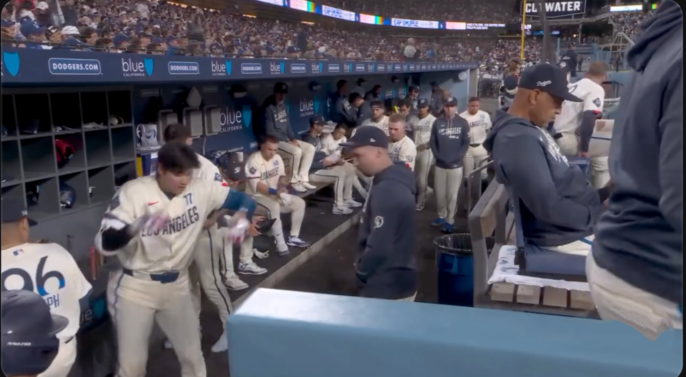 找到大谷翔平弱點了！193 公分雙刀流見牠秒彈開　全程 LIVE 播出笑翻球迷