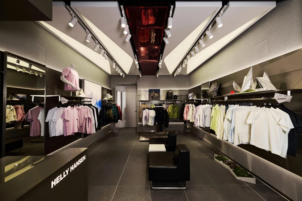 Helly Hansen 信義旗艦店
