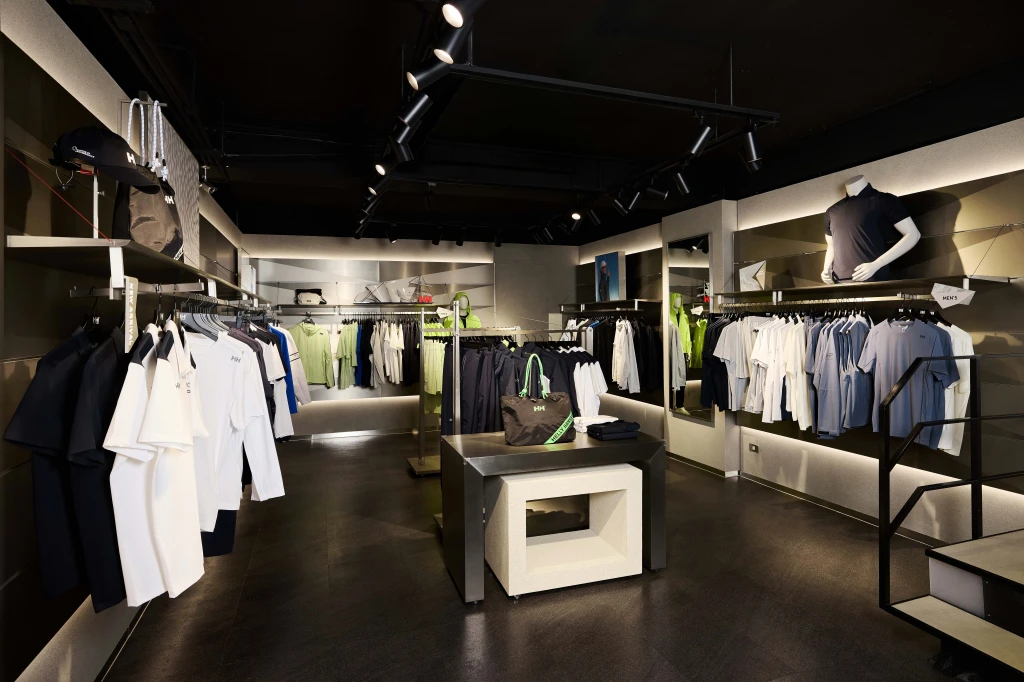 Helly Hansen 信義旗艦店