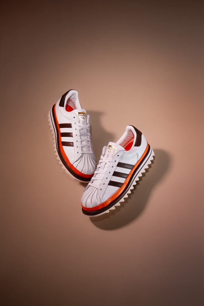 adidas Originals x CLOT Superstar 全新配色注入「奢華橘」！ 動畫 Anthony Edwards 搶先上腳！
