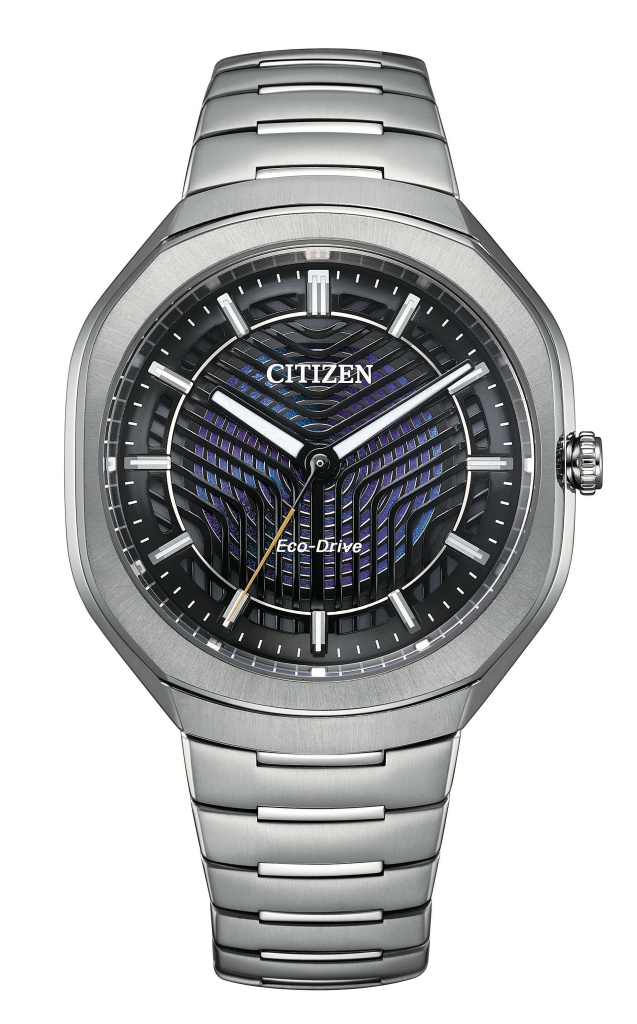 「PHOTON」腕錶BJ6560-53W採用鈦金屬原色錶殼錶帶