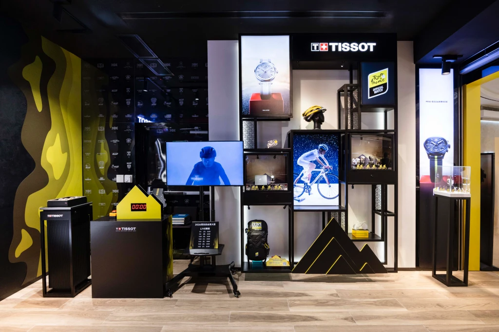 TISSOT 於台北 101 限定打造的《環法》快閃店