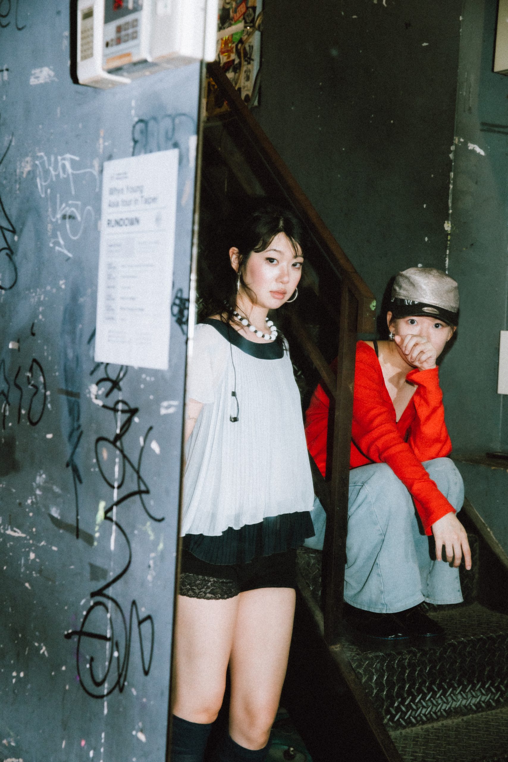 Whys Young (左) 與Andr (右)