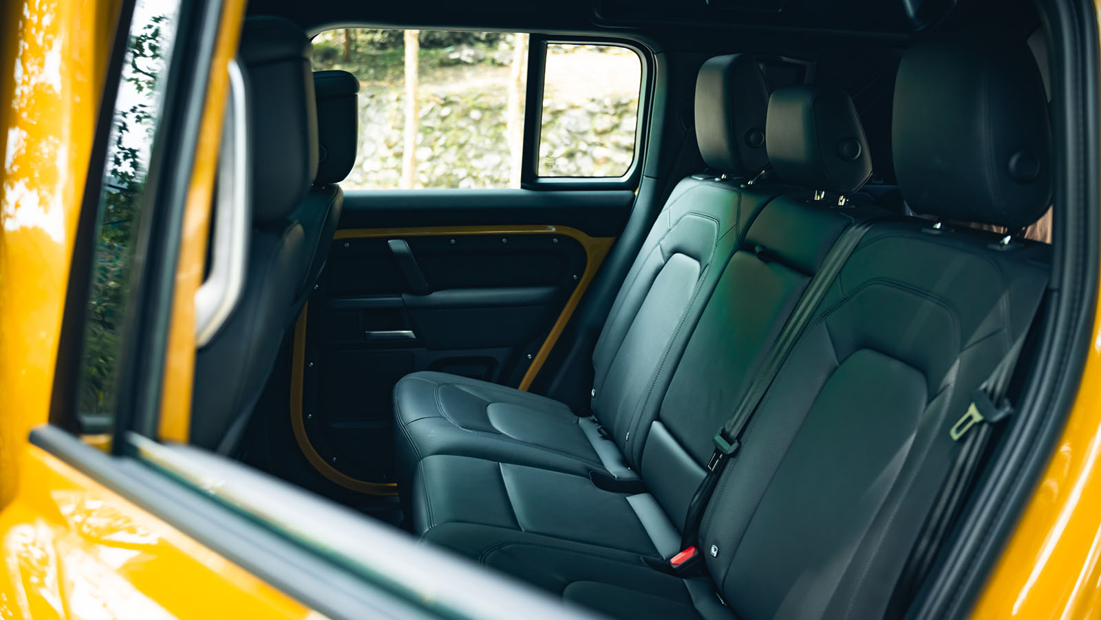 Defender Trophy Edition-3