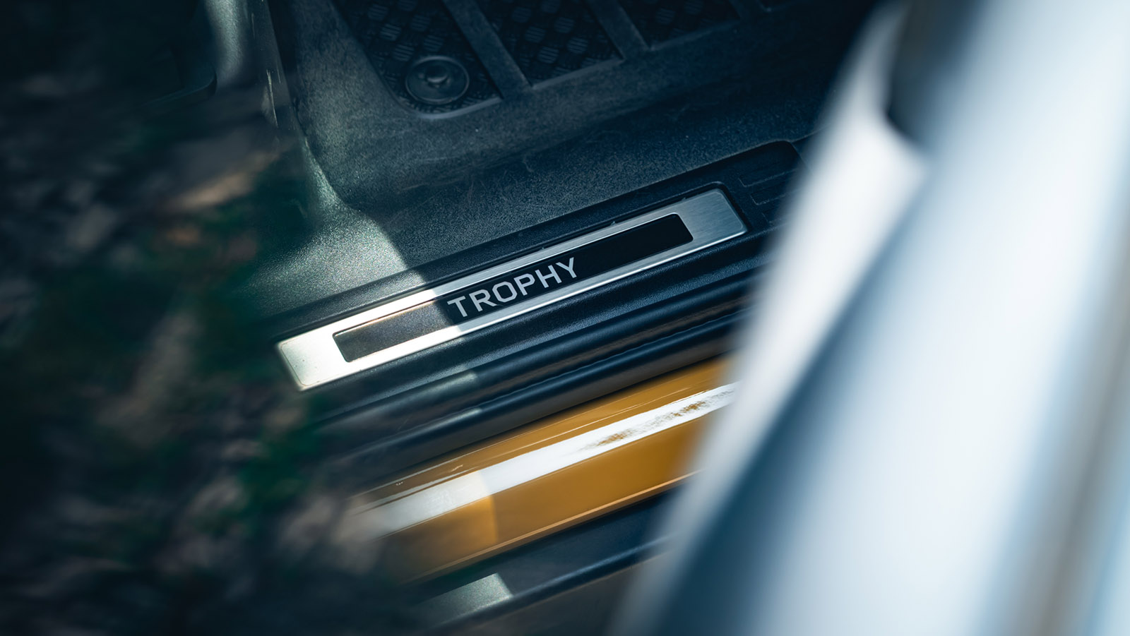Defender Trophy Edition-4