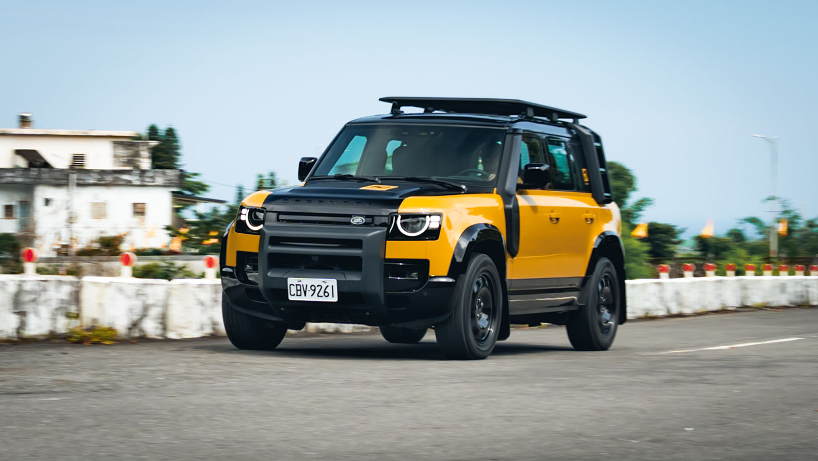 Defender Trophy Edition-6