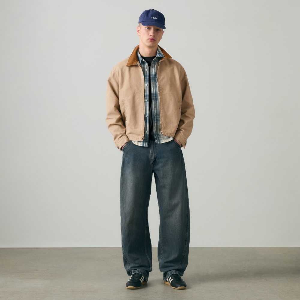Levi's® 全新 Baggy Barrel 圓弧錐形丹寧褲實著圖