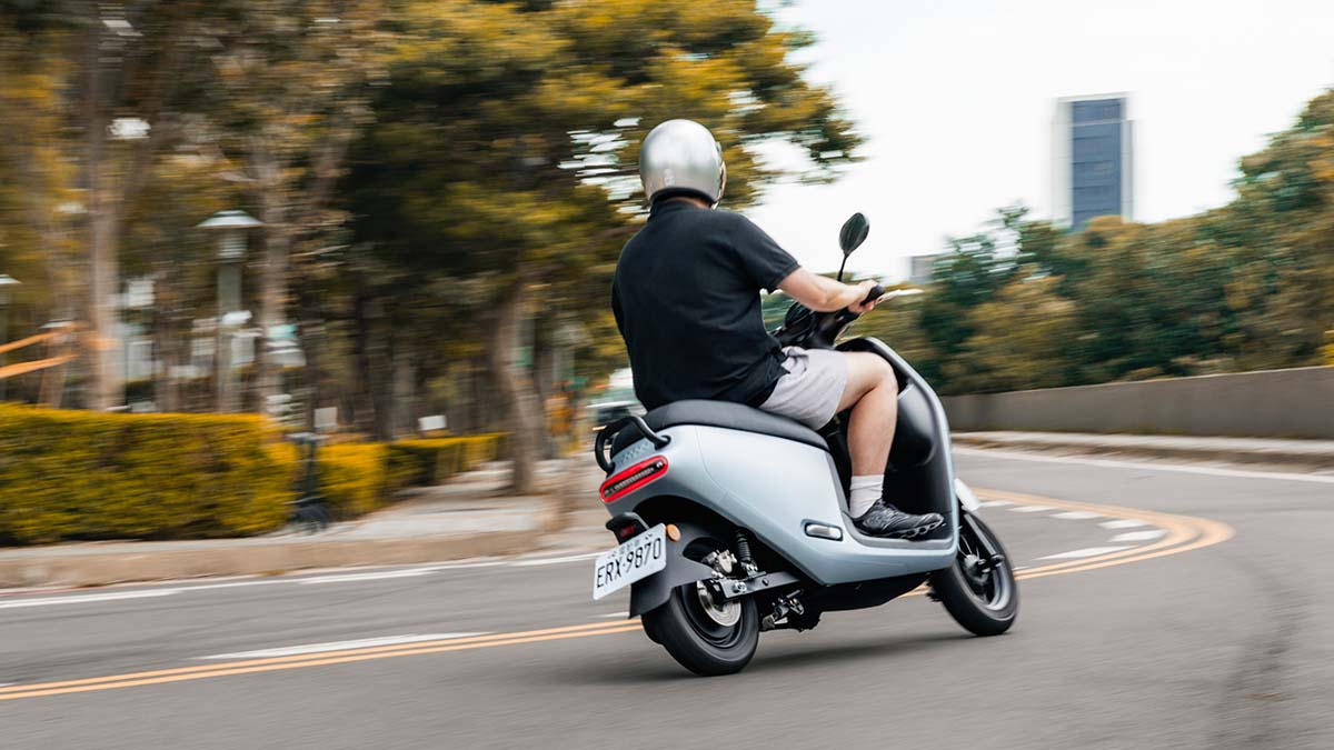 Gogoro Luna-4