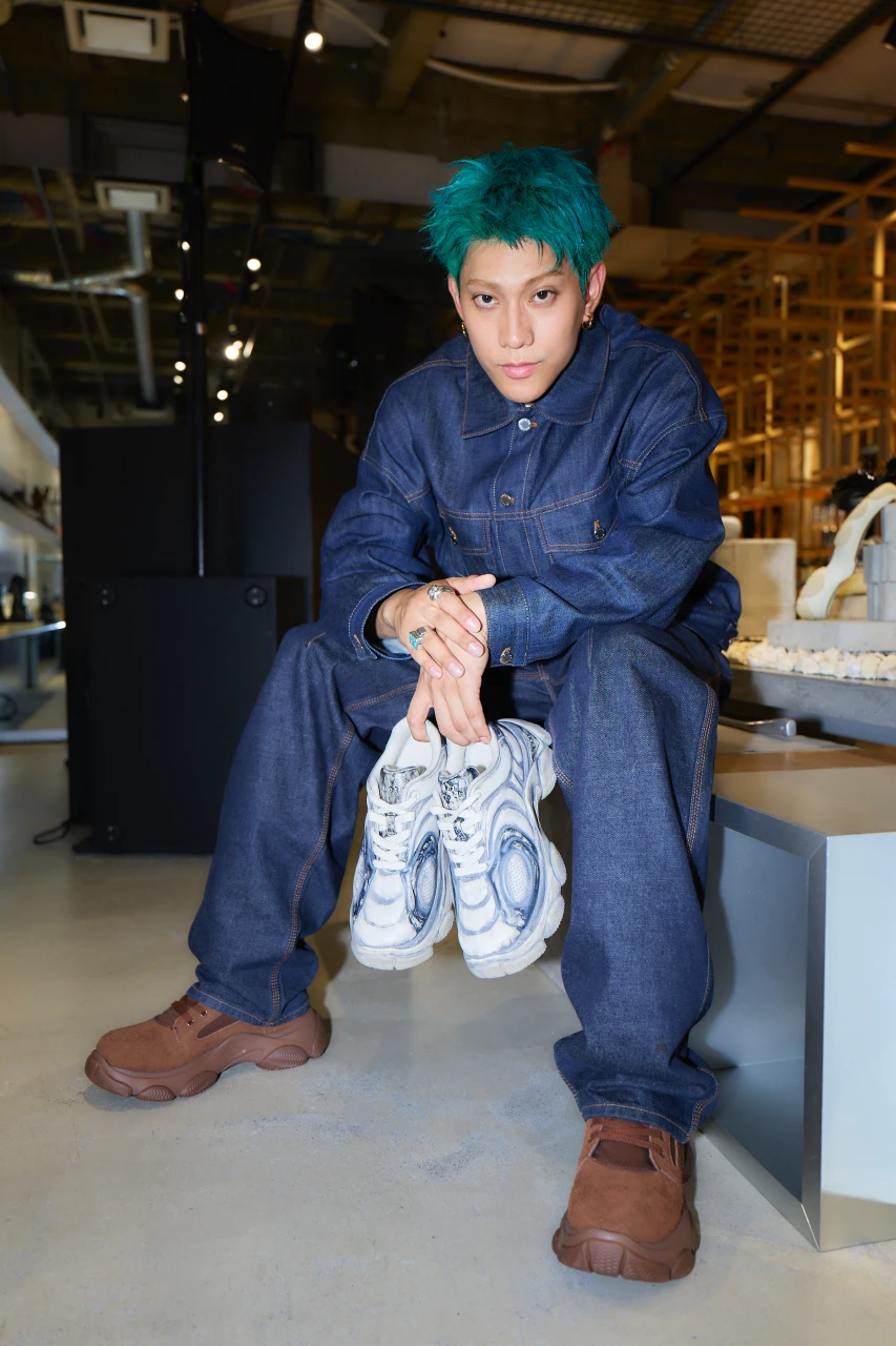 DJ YAMATO 搭配棕色 GUM Bastion Combat 軍靴