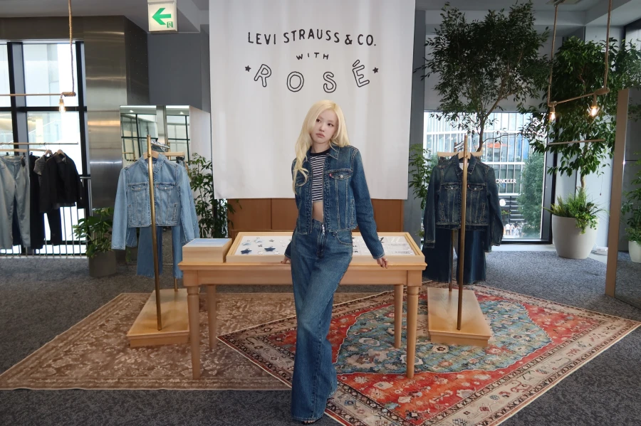 Levi’s® x ROSÉ 首個聯名系列登台!「FOR EVERY ORIGINAL」9/23 西門登場,限定聯名和客製一次看