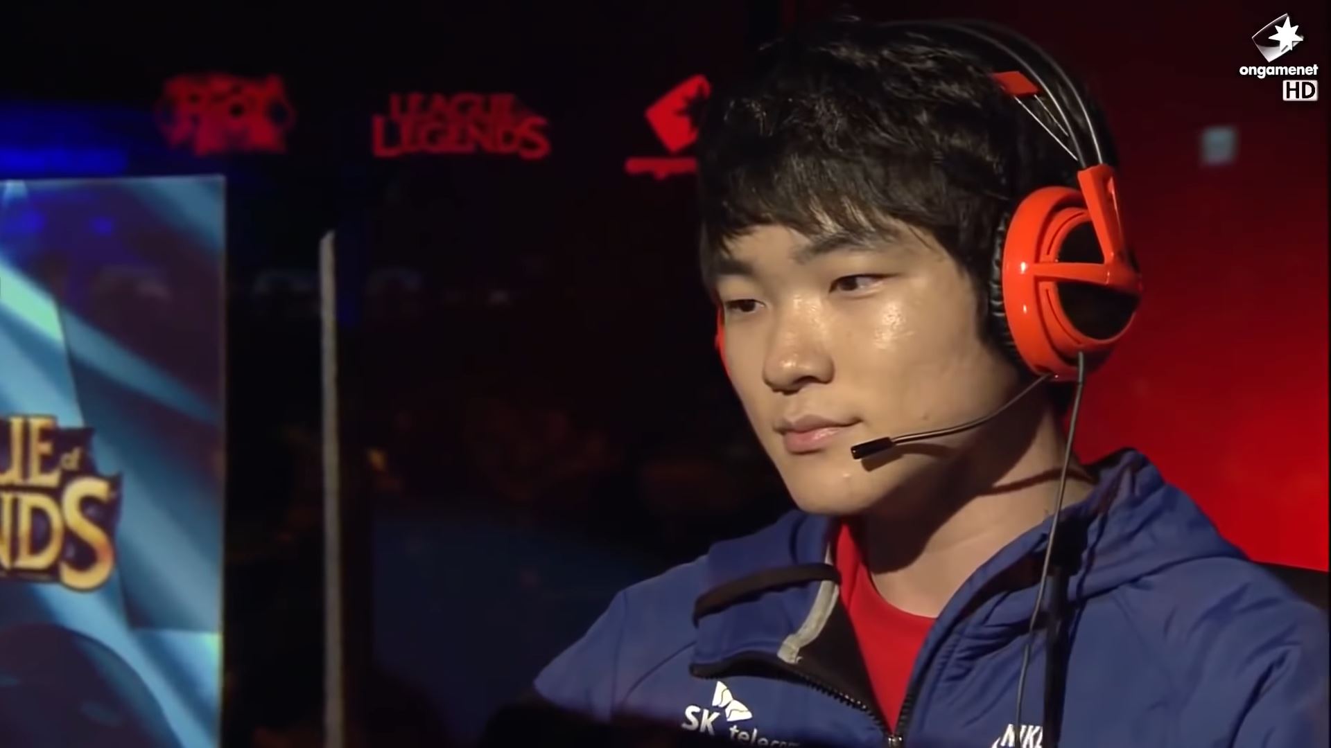 16 歲的 Faker 首度登上職業賽場。