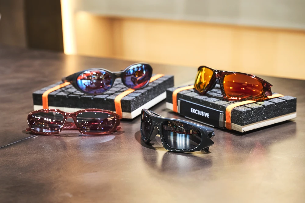 Oakley 全新概念店進駐忠孝 SOGO！首度集結眼鏡、服飾配件，曹佑寧現身演繹！